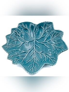Olfaire Turquoise Leaf Serving/Accent Bowl
